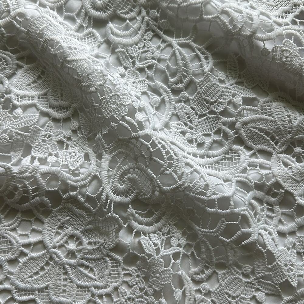 Banana Republic High Neck Embroidered Lace Front Blouse White Small Workwear - Picture 3 of 4